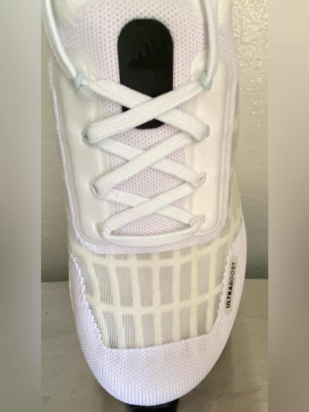 NEW-ADIDAS WOMENS SUPER LIGHTWEIGHT ATHLETIC RUNNING SHOE - Picture 5 of 15